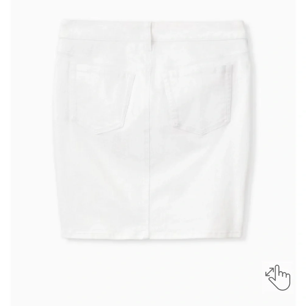 Torrid Denim White Mini Skirt Size 14 - Picture 10 of 10